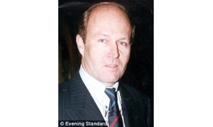 纵使有亿万身价也难免不测　德国亿万富豪吃牛排噎