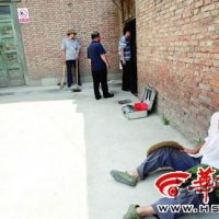 父母怀疑自己8岁的女儿偷钱 轮流殴打两小时致其死