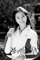 刘亦菲还原真实身份:没有叛逆期的女生(组图)