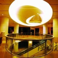 北京第一高楼金箔贴墙 曾因911事件改方案