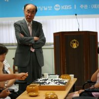 不看盘面看提掉的死子干嘛？ 三星杯重现韩棋手“耍