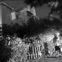 记者回访郭德纲别墅所在地遭其邻居围殴