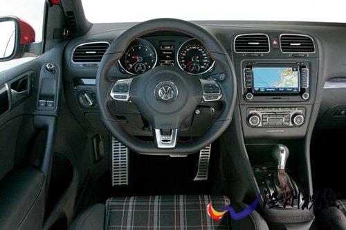享受生活 试驾2010款大众-高尔夫GTI 汽车之家 享受生活 试驾2010款大众-高尔夫GTI 汽车之家