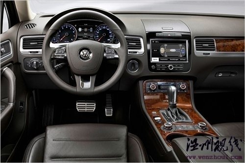 摩登时代——大众全新途锐海外试驾 汽车之家 摩登时代——大众全新途锐海外试驾 汽车之家