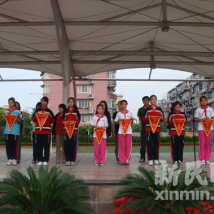 上海1所中学发表9点声明否认歧视农民工子弟