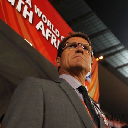 卡佩罗世界杯首秀演砸喜怒交加 奇招却成两失策