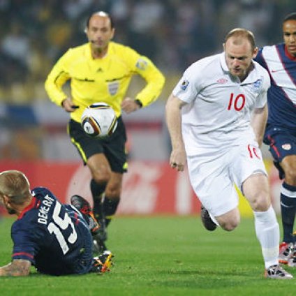 鲁尼受拖累世界杯0进球 最锐利核武沦为传球者