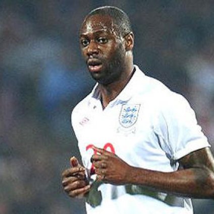 金负伤卡佩罗急需解决防线 后卫速度成最大问题