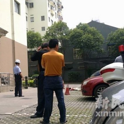 男童14楼坠亡 邻居称其曾多次离家出走(图)