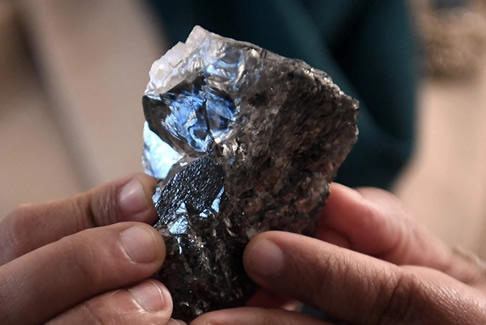 博茨瓦纳数周内发现第二颗巨大钻石