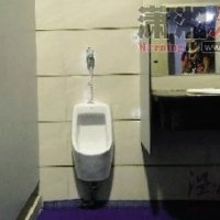 什么怪想法都有：长沙将推女用站立小便厕位