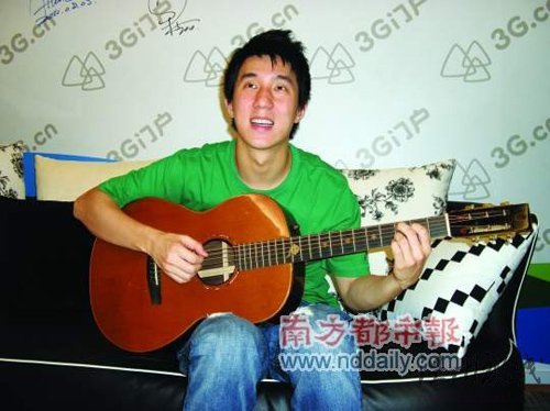 房祖名:成龙少谈敏感事件 对外发言须公司讨论