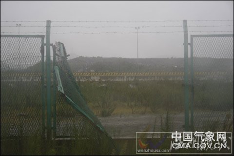 追风现场:“梅花”对上海小洋山港影响逐步减小