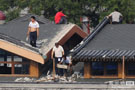 赵本山会馆被举报涉嫌破坏文物 加高的罩棚开始拆除