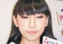 谢芷惠发誓没和陈冠希发生性行为 两人不穿衣服陈老