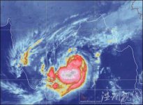 孟加拉湾热带气旋THANE增强为强气旋性风暴 相当于强