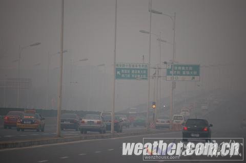 河北发布大雾黄色预警 今明有弱降雪