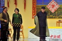 《买年货》赵本山带着徒弟到湖南卫视小年夜春晚“