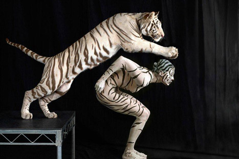 尼维尔彩绘摄影作品《兽人》 真正的人体艺术彩绘震