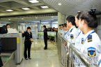 北京地铁安检走过场 官方狡辩安检走过场以偏概全