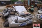 福建晋江龙湖车祸 8.29晋江龙湖车祸货车压扁轿车4人