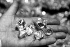 俄罗斯钻石矿钻石储量超过万亿克拉 俄罗斯珀匹盖钻