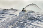 25日英国下大雪 近日来恶劣天气造成至少10人死亡
