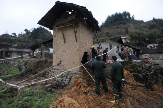 贵州5男童闷死事件