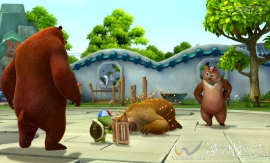 熊二感冒发高烧,翠花帮熊二针灸治疗