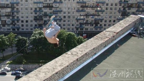 俄罗斯跑酷者16层坠楼身亡