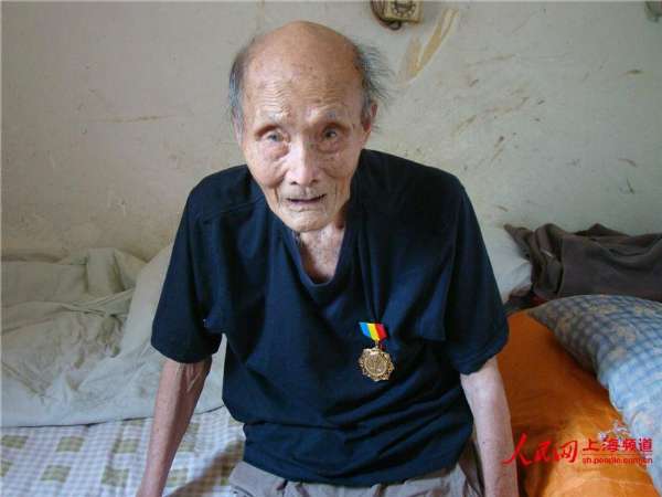 抗战老兵范振是一名战功卓著的军人