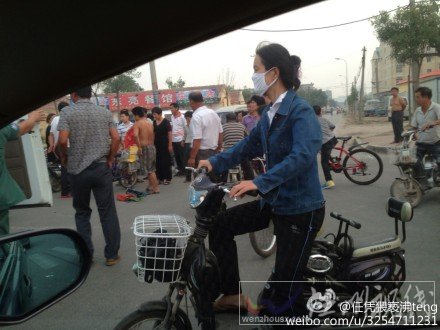 新海东路车祸现场图片