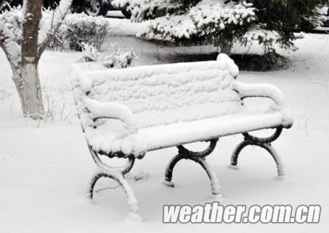 昨天开始辽宁东部大部分地区下雪,沈阳有大雪