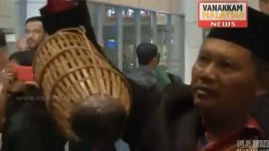 马航失踪飞机在哪里?马来巫师用巫术寻找失踪飞机