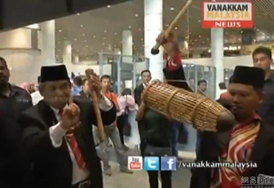 马航失踪飞机在哪里?马来巫师用巫术寻找失踪飞机