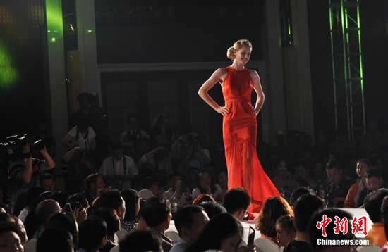 2014中国超级模特大赛 乌克兰选手夺冠中国第二