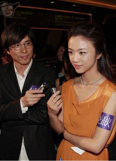 汤唯结婚 汤唯宣布与韩国导演金泰勇订婚