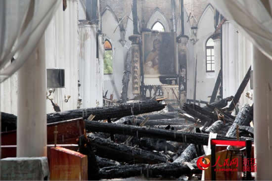 宁波老外滩教堂火灾