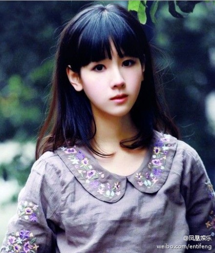 南航校花陈都灵照片