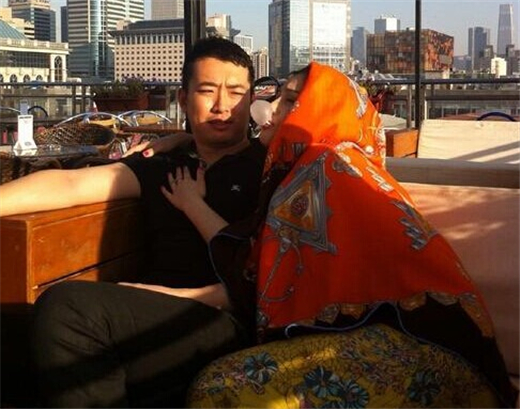 曝刘翔娇妻与前男友合影