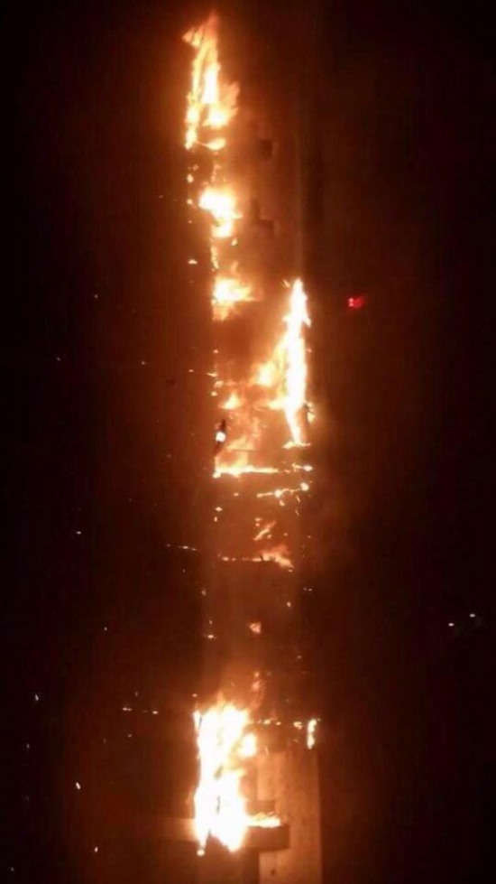 迪拜住宅楼大火