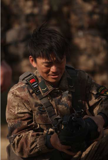 王宝强受伤后归队