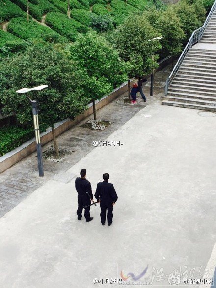重庆高校女生被劫持是真的吗