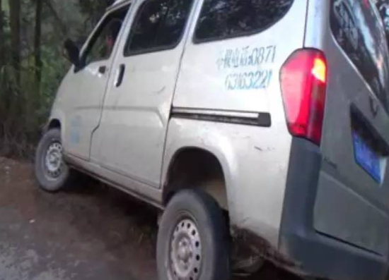 踩刹车1小时保命