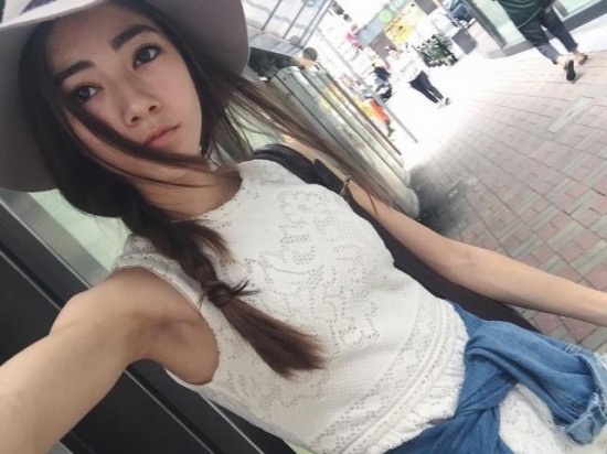 房祖名恋19岁嫩模