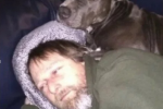 被爱犬舔舐后截肢 是截掉四肢啊
