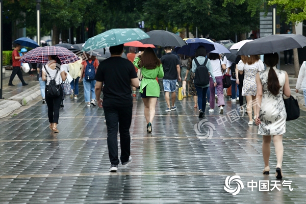 注意!北京今日将迎入汛以来最强降雨 局地有冰雹大风
