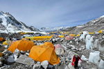 尼泊尔珠峰大本营17人确诊新冠