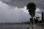热带风暴艾尔莎离开古巴 路径瞄准佛罗里达州