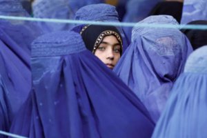 阿富汗女孩想在塔利班统治下重返校园没有希望